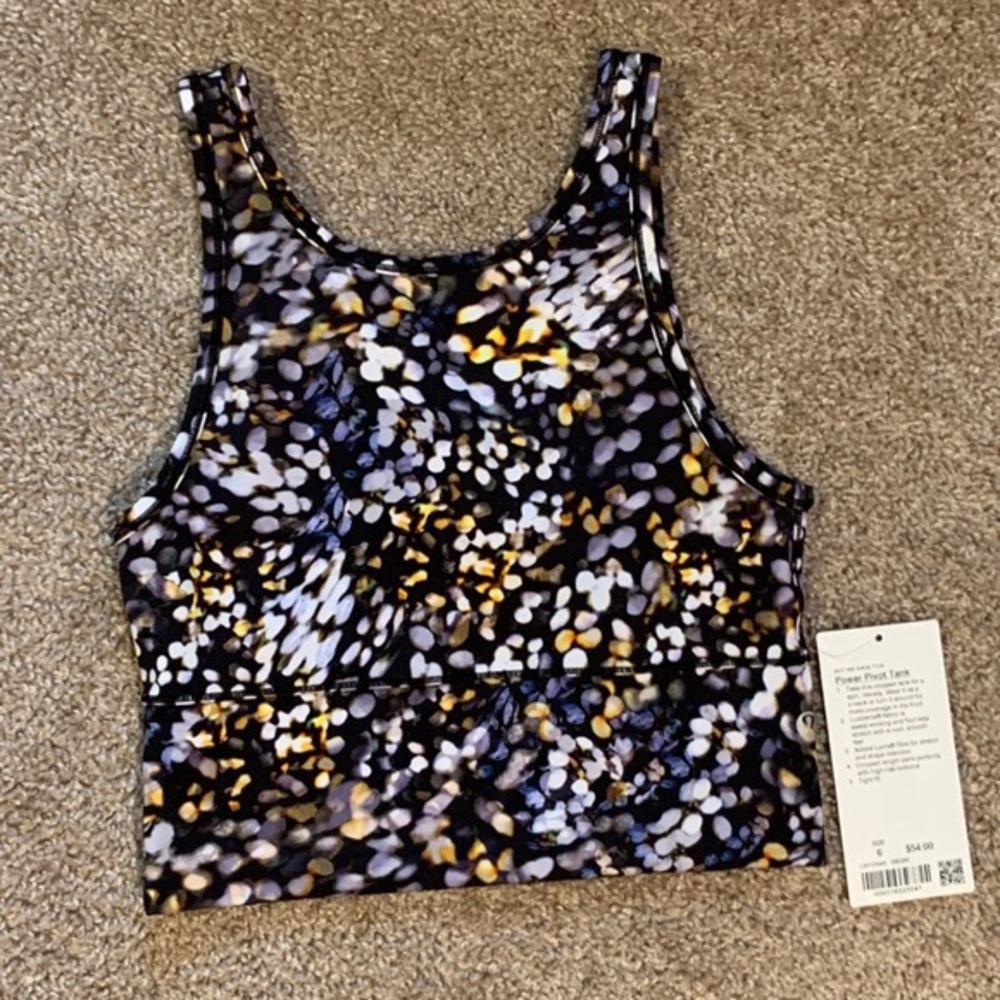 Lululemon Power Pivot Tank - Picture 2 of 2